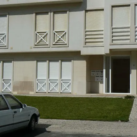Apartment And Surf *