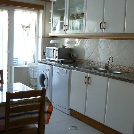 And Surf Apartment